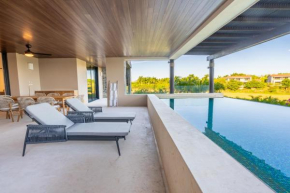 Tau - Exclusivity with Golf & Ocean Views
